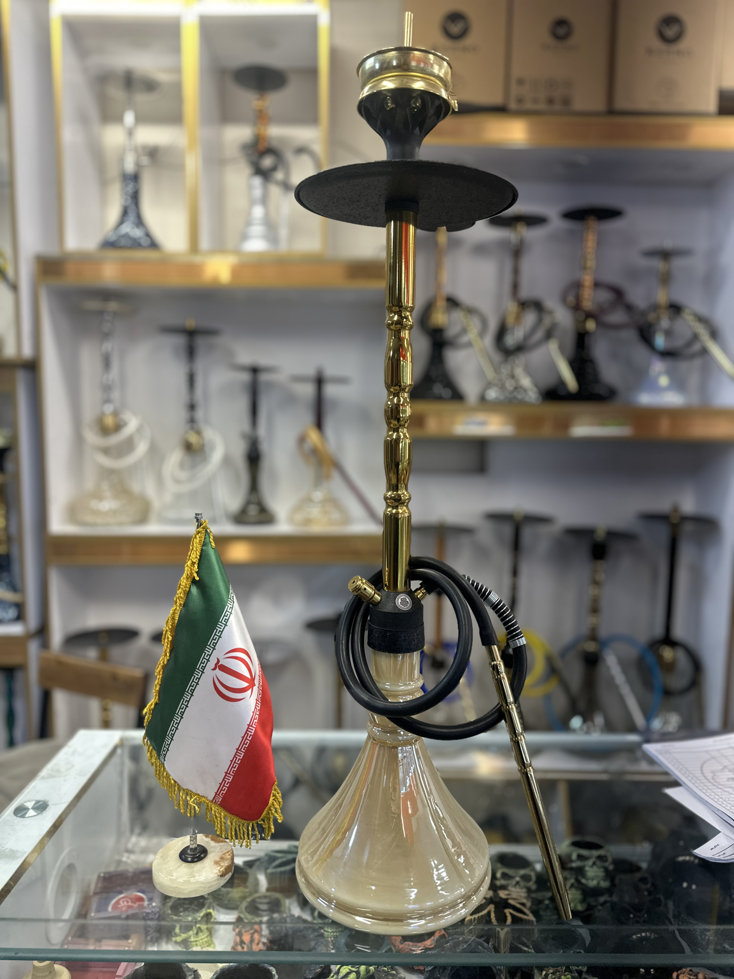 تصویر از مستر پوک لوله شیشه عسلی